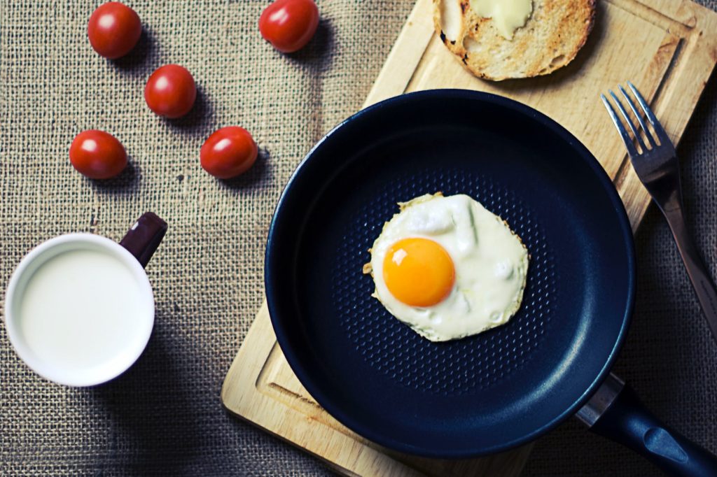 food-breakfast-egg-milk