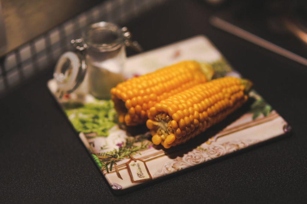 food-plate-corn-sweet